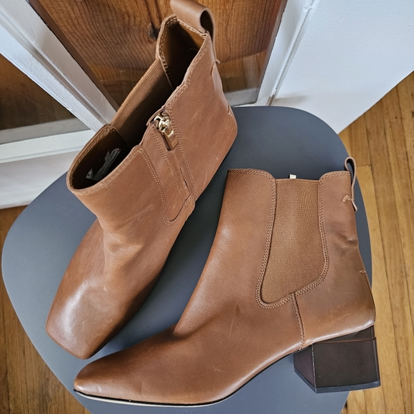 Franco Sarto Waxton square toe ankle boots low block heel brown leather 11 - Picture 1 of 14
